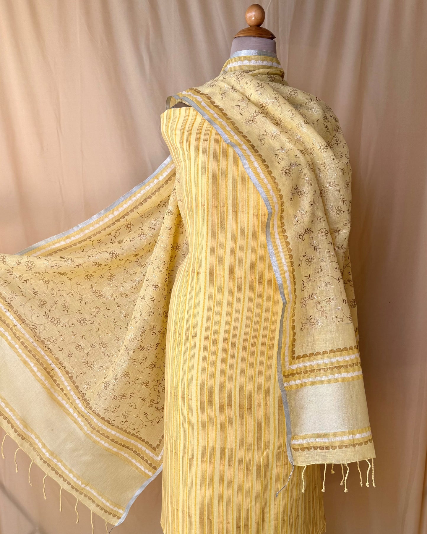 Pure Linen Embroidered Unstitched Suit