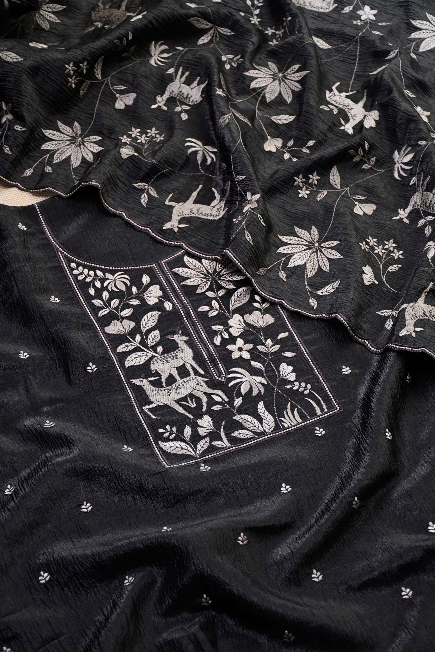 Pure Crushed Tissue Silk Unstitched Suit