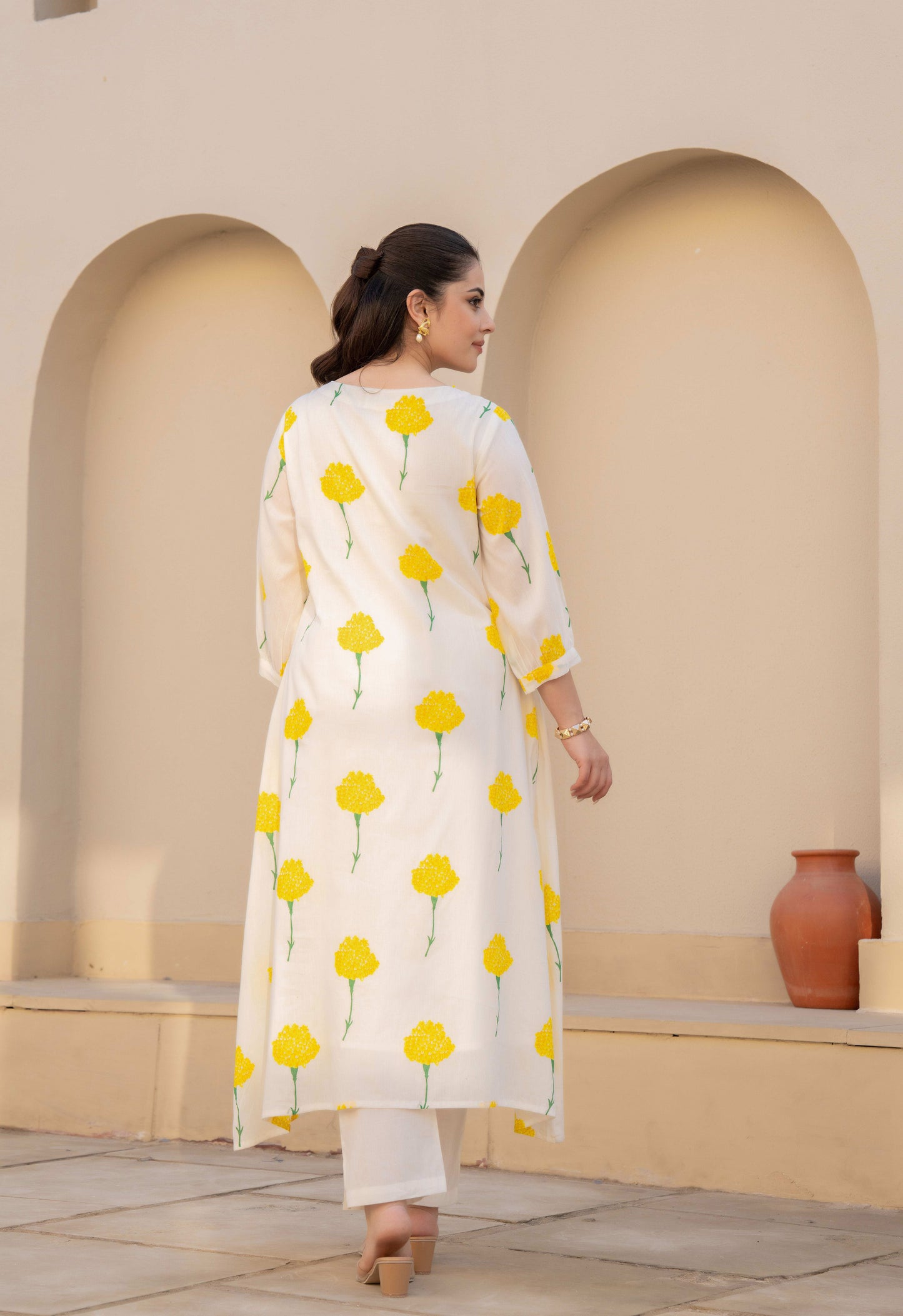 Yellow White Kurta With Pants- Set Of 2