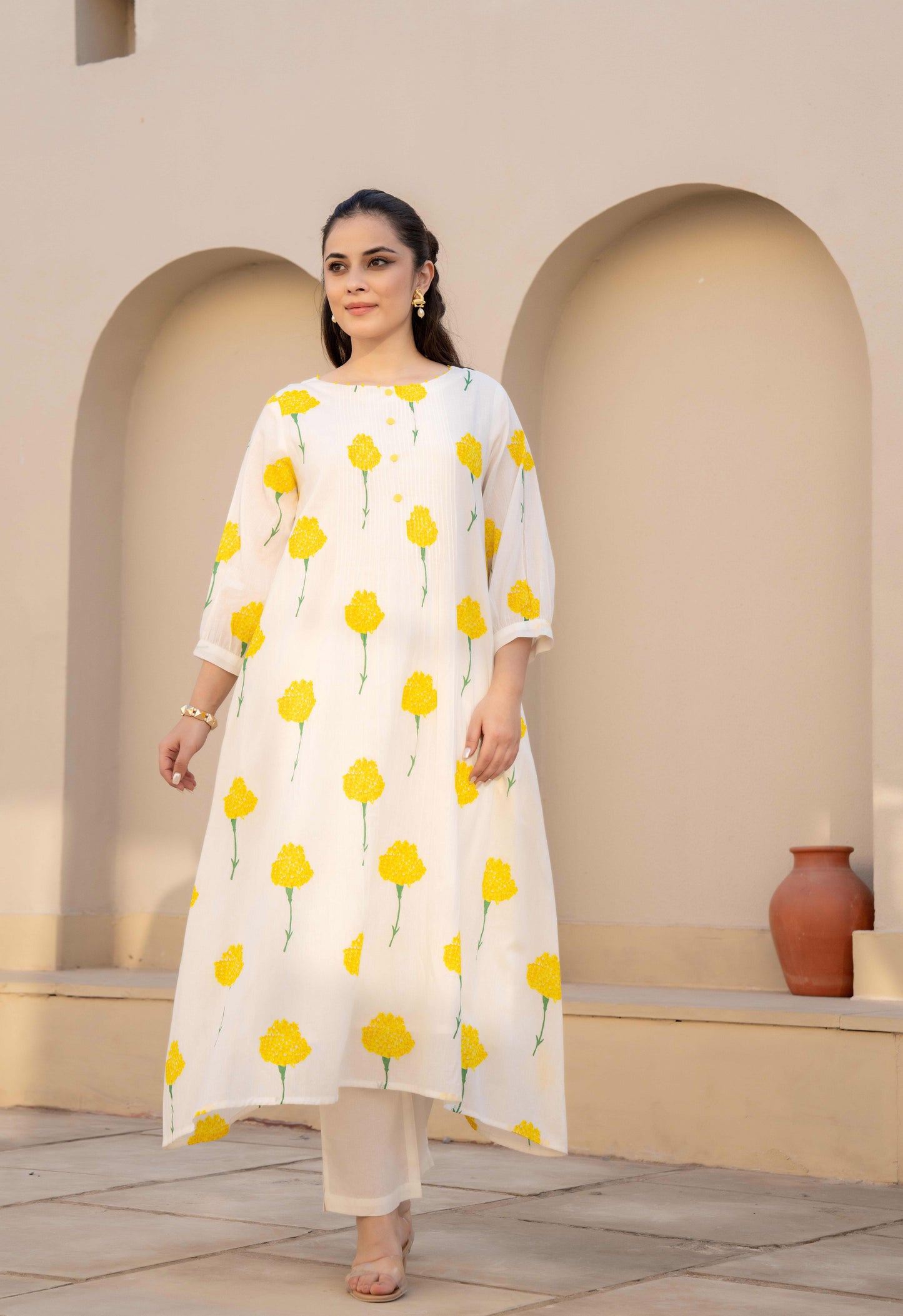 Yellow White Kurta With Pants- Set Of 2