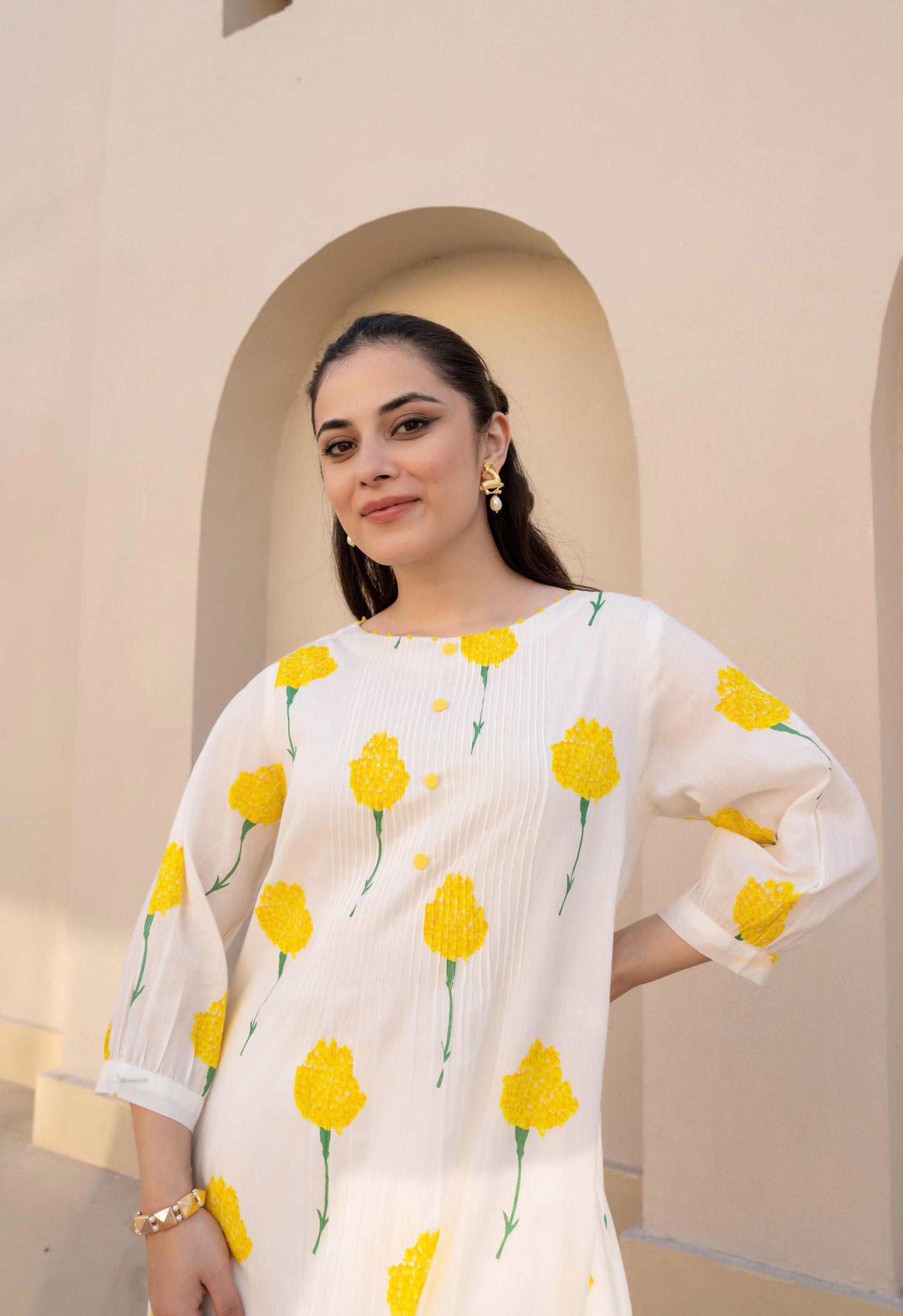 Yellow White Kurta With Pants- Set Of 2