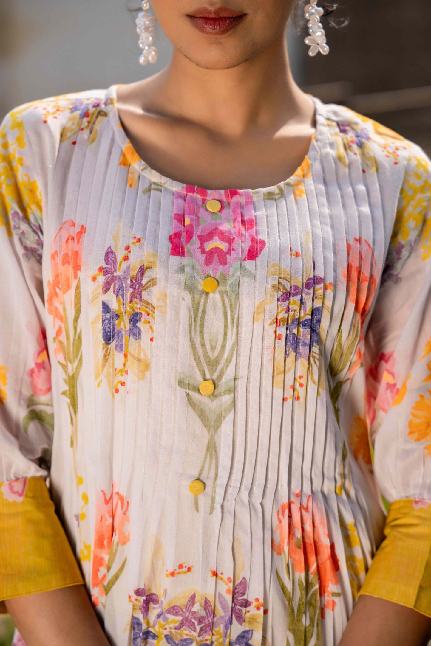 Kurta With Pants Suit Set - Set Of 2