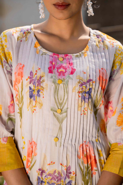 Kurta With Pants Suit Set - Set Of 2