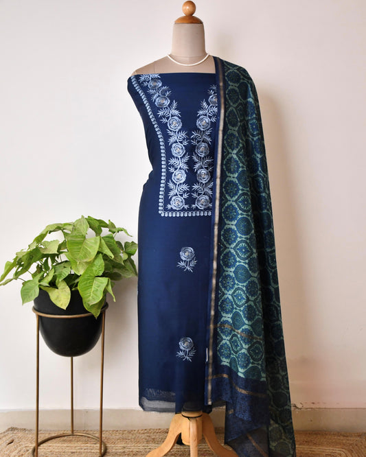 Handwoven Maheshwari Silk Embroidered Unstitched Suit