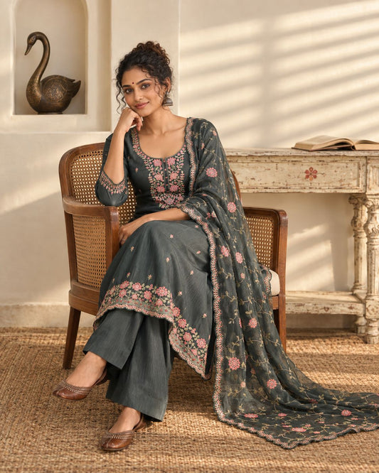 Premium Crushed Tissue Silk Embroidered Unstitched Suit Set with Scalloped Dupatta