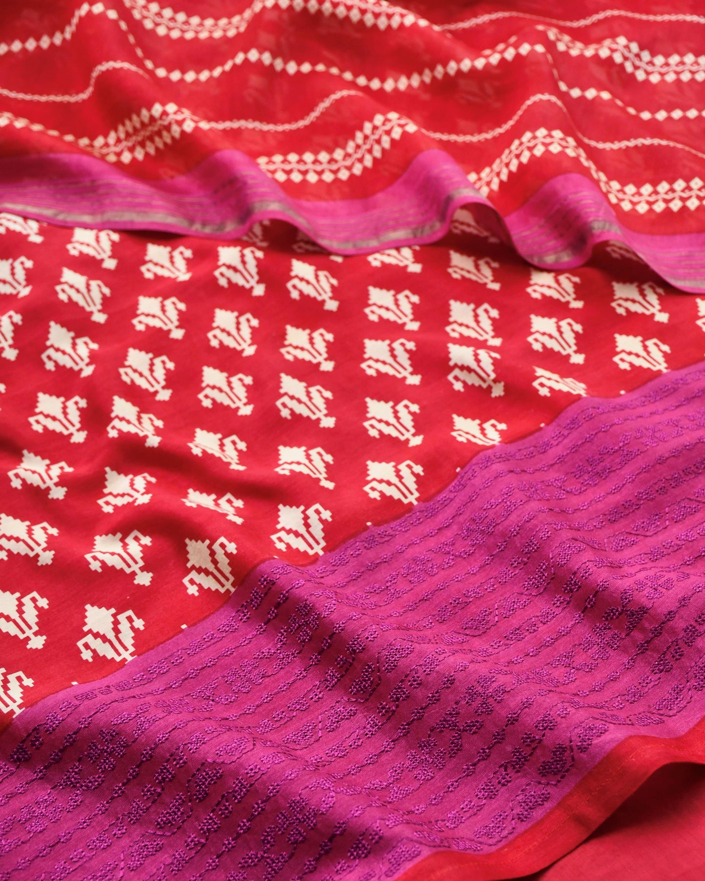 Red & Magenta Maheshwari Silk Unstitched Suit with Zari Border