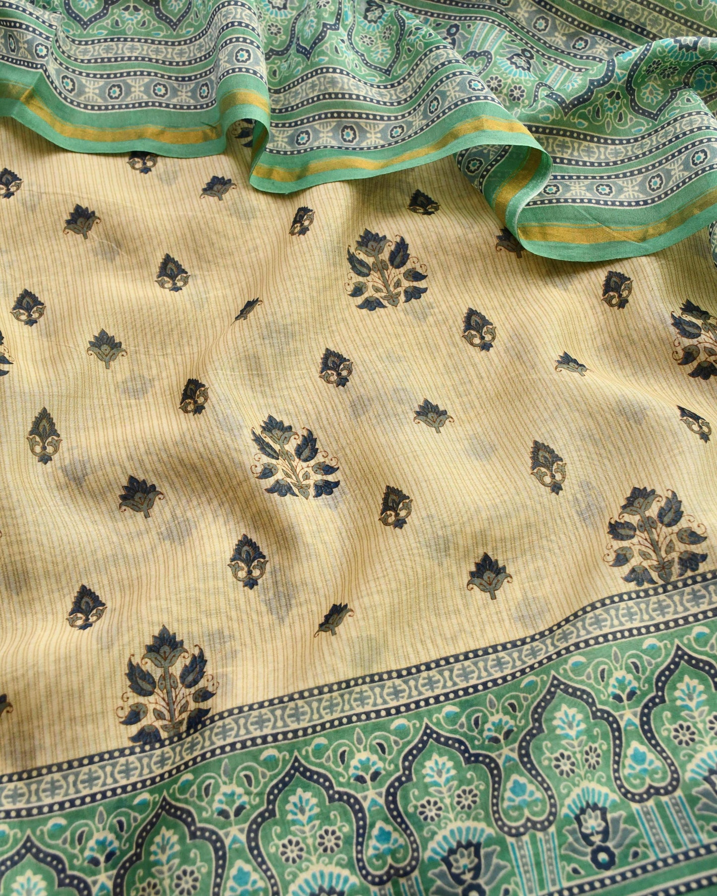 Elegant Maheshwari Silk Unstitched Suit Set with Traditional Prints
