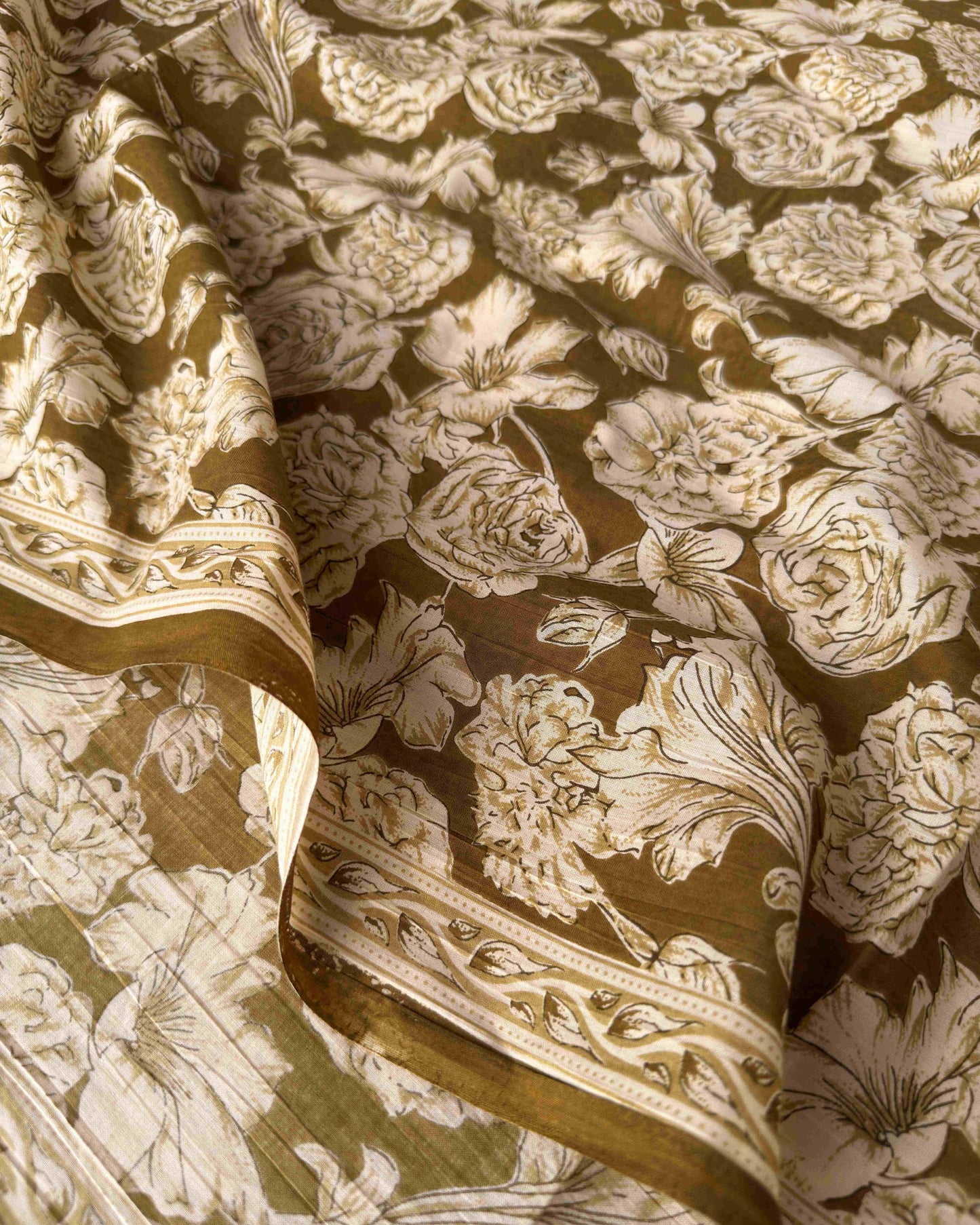 Floral Elegance: Hand Block Printed Mul Cotton Unstitched Suit Set