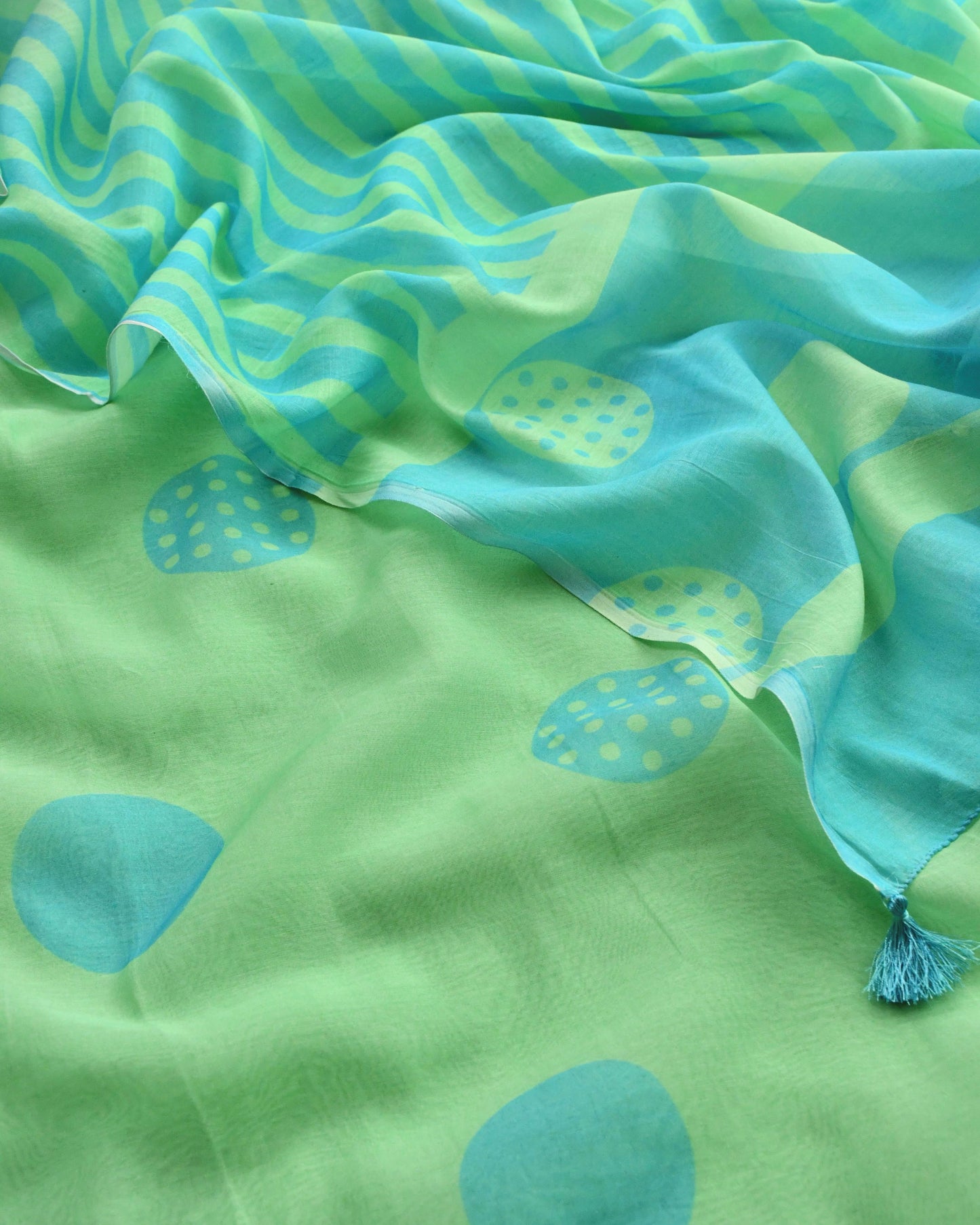 Polka Dot  Mul Chanderi Unstitched Suit Set